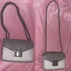 Micheal Kors purse 🎀