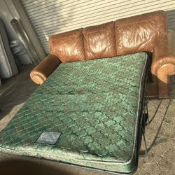Comfy Brown Leather Sofa Bed 🔥🔥🔥🔥