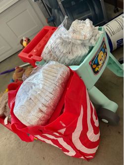 New born diapers