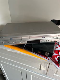 DVD- vhf player Samsung