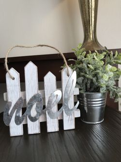 CHRISTMAS DECOR* Noel Sign with Faux Frosted Plant