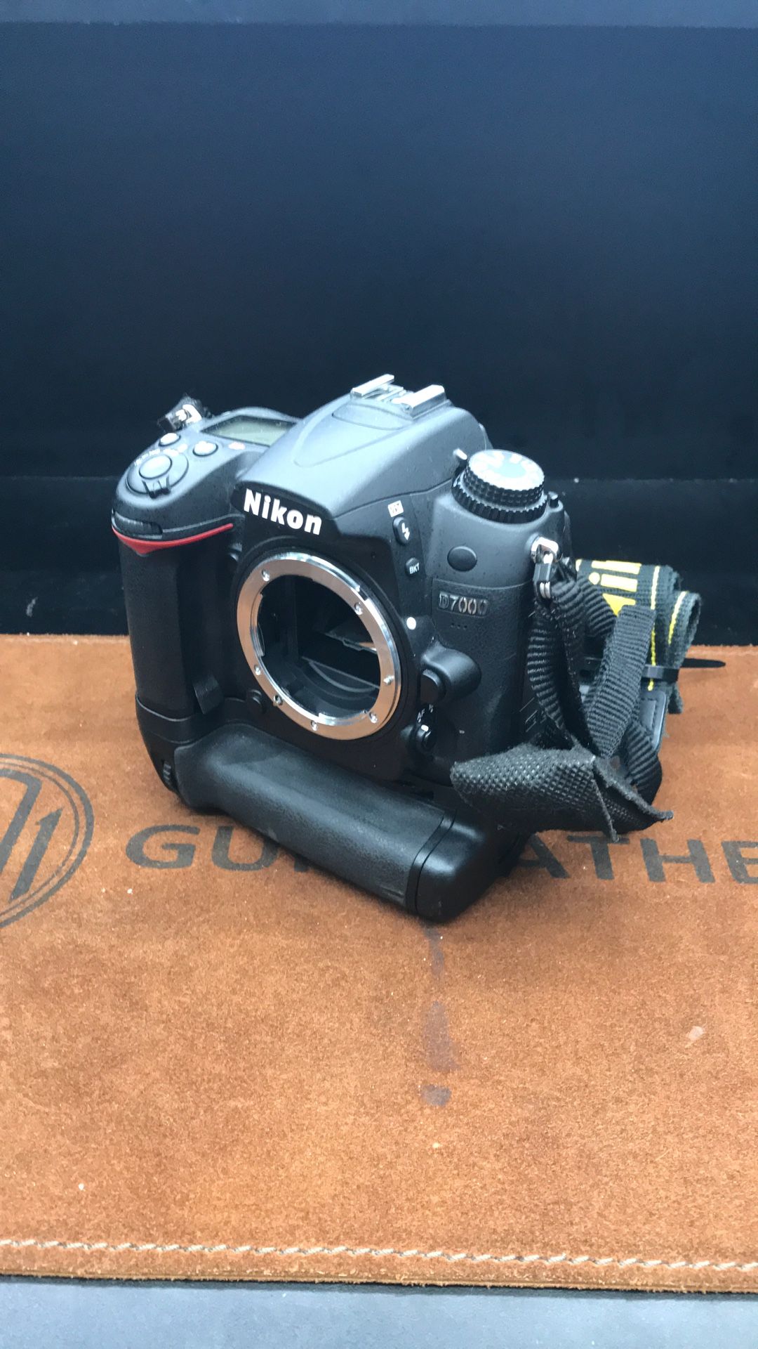 Nikon D7000 w/o Lens