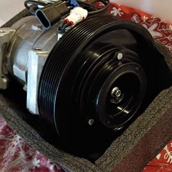 Brand NEW A/C Compressor for Freightliner M2/Cascadia - Part #111-0033