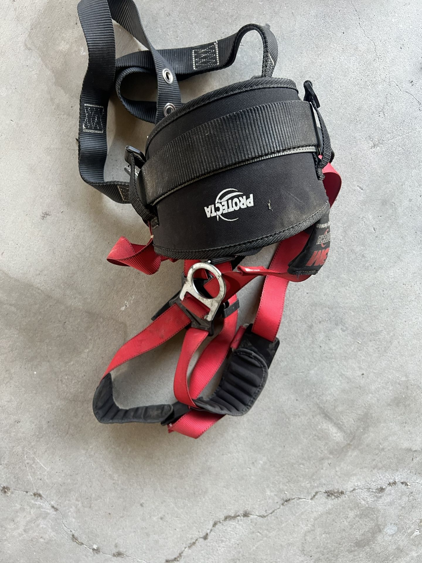 3M Protecta PRO Construction Harness, Back and Side D-Rings, 420 lb. Capacity, Medium/Large, 1191209