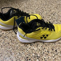 Yonex Power Cushion