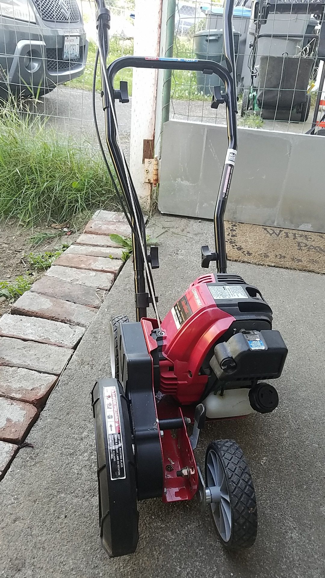 TroyBilt TB516 EC gas edger for Sale in Port Orchard, WA OfferUp