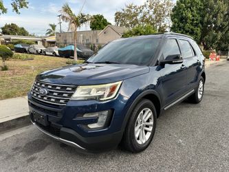 2017 ford explorer XLT