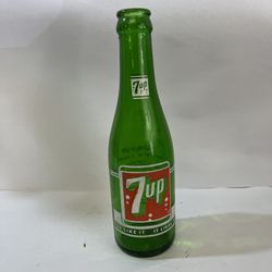 Vintage 7 Up Bottle 7 Ounce