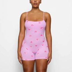 SKIMS Limited Edition Valentines Petal Print Heart Onesie - SIZE S