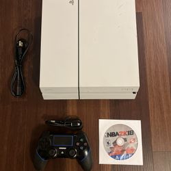PS4 500GB Console In White