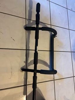 Pull Up Bar Golden Gyms