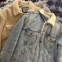 Levi JACKETS Medium 