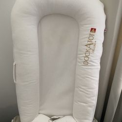 DockATot Baby Lounger