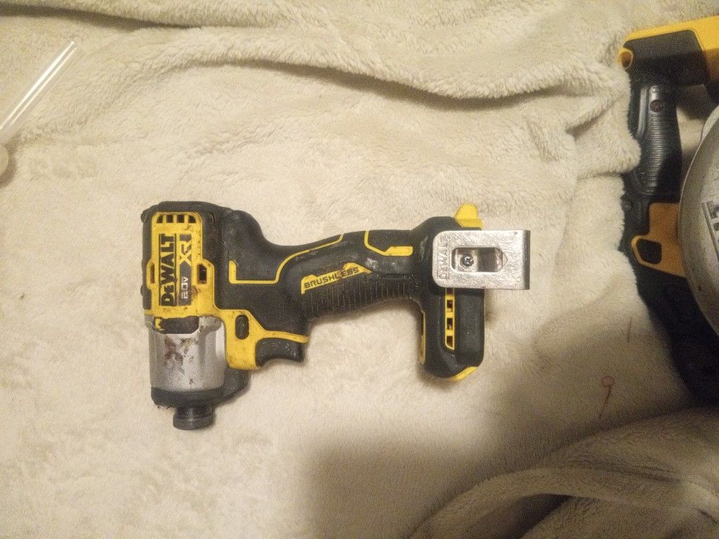 DeWalt 20 Volt Max XR DCF 845 ..3 Speed Impact $40