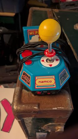 Vintage Ms Pac Man plug in