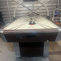 Aeromaxx Air Hokey Table 