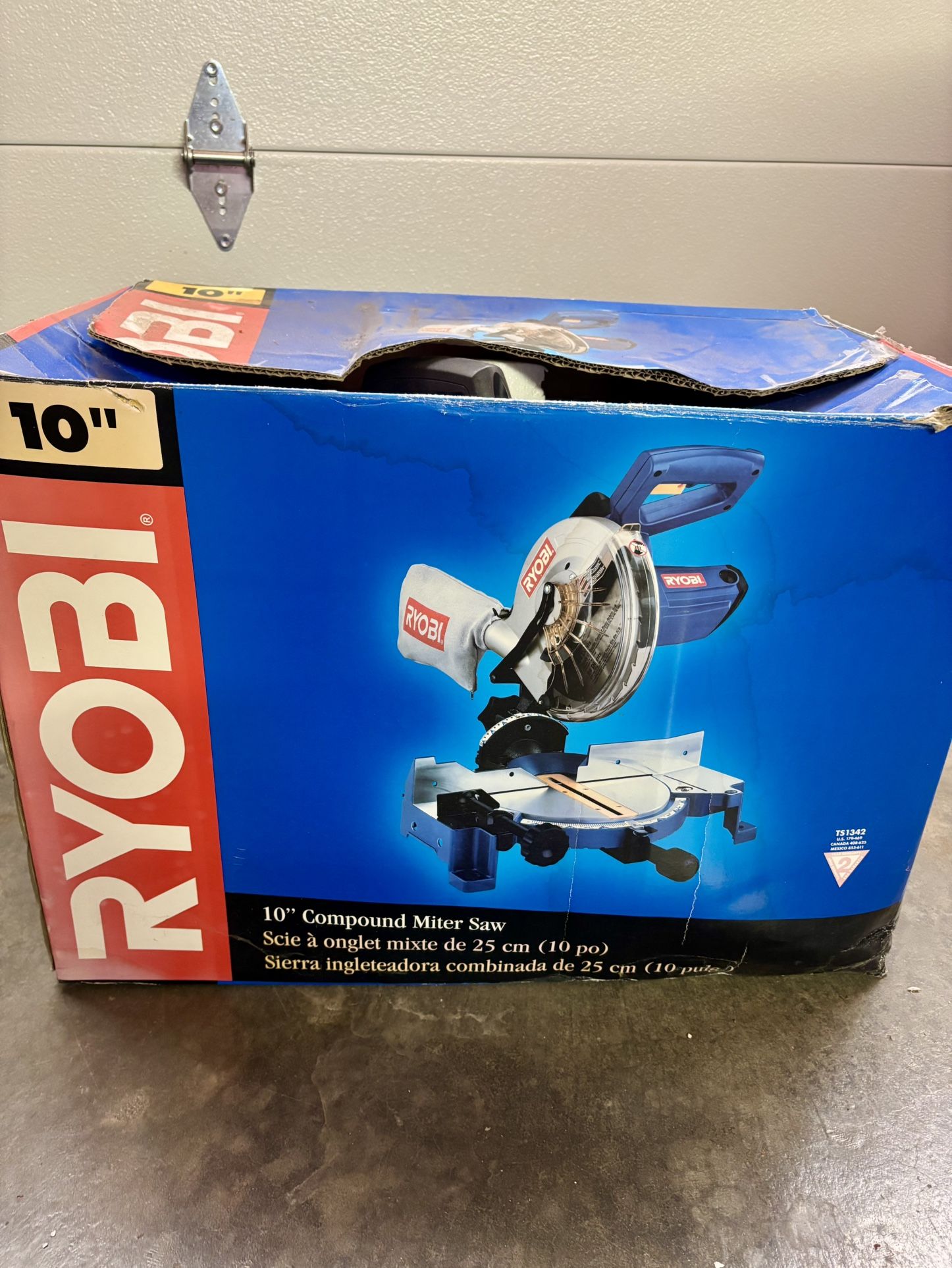 RYOBI 10” Compound Miter Saw