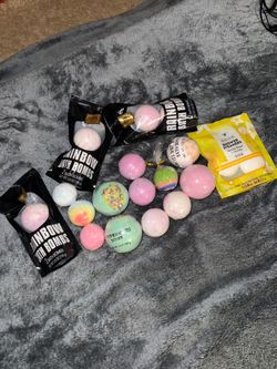 18 Bath Bombs for $7