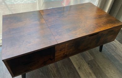 Coffee table with Storage