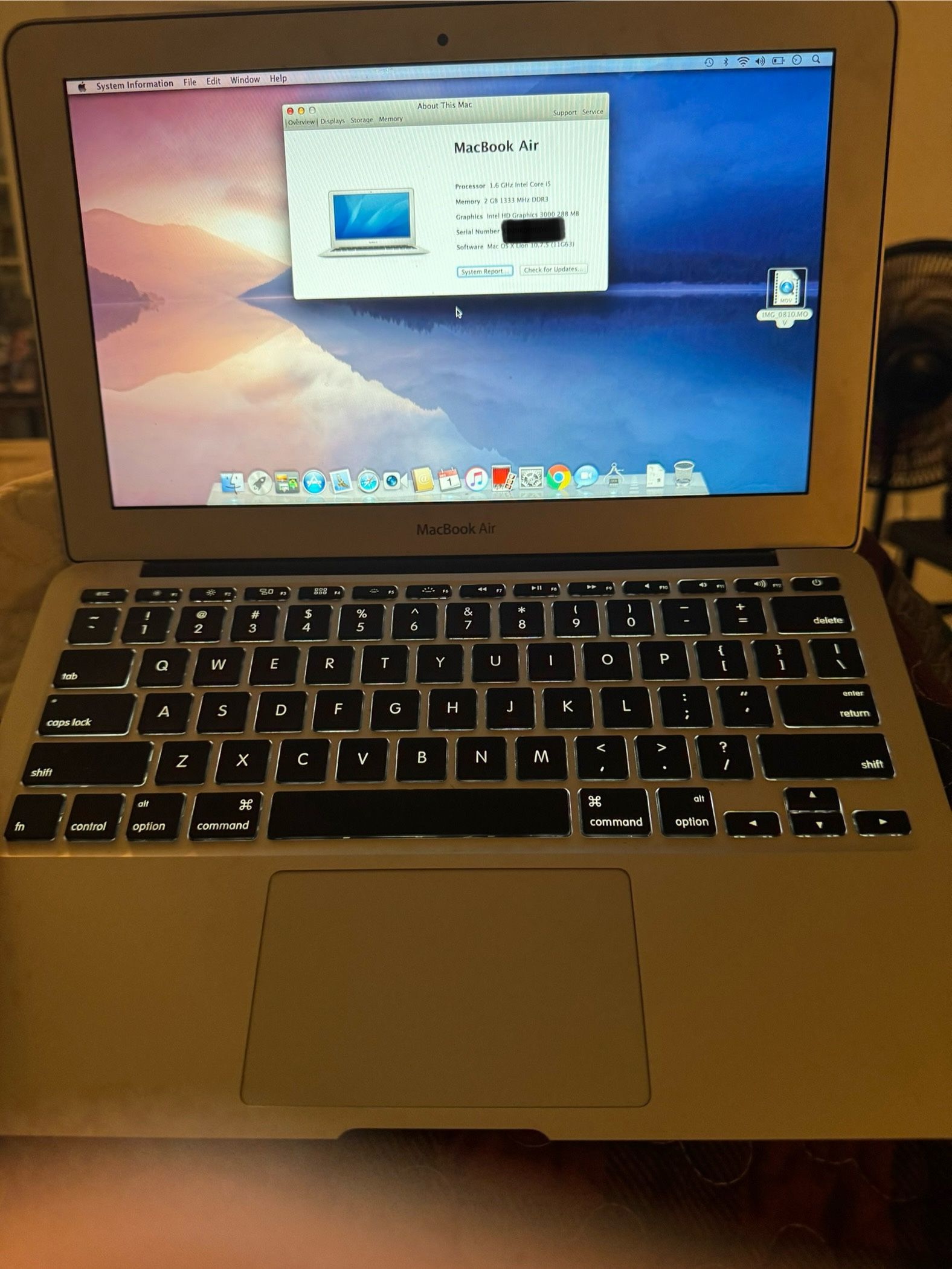 MacBook Air A1370 W/wireless Magic Keyboard 