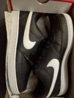 Nike Court Lows  (brand new)