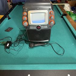 CD Graphics Karaoke Player