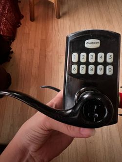 Kwikset keyless button code lock