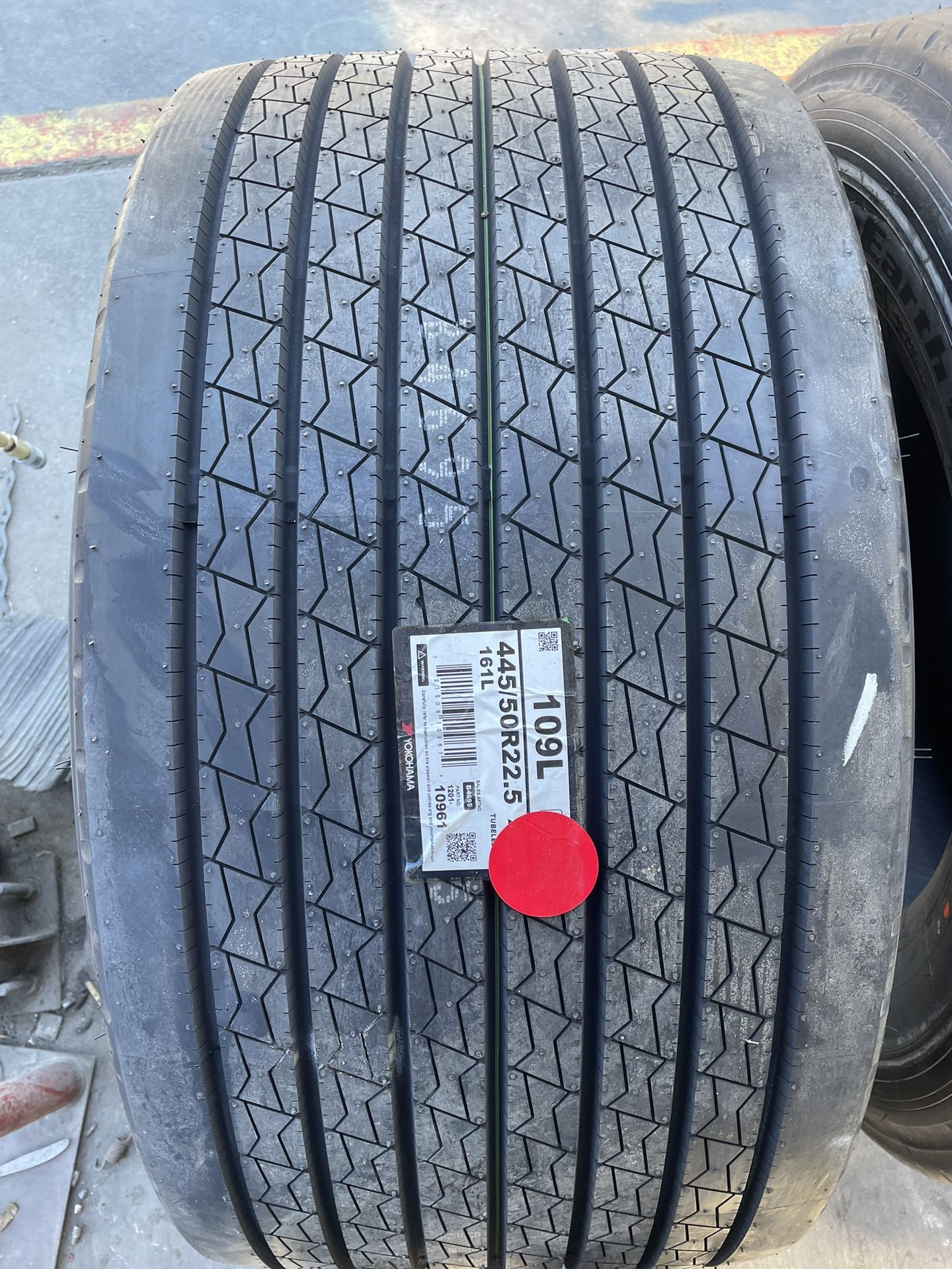 Commercial Truck And Trailer Tires. LLANTAS Para CAMION Y Traila (new, New Recaps, Used Tires)