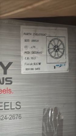 Corvette Alloy Wheels off set brand new