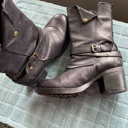 Ladies Black Leather Boots 