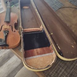 Antique Vintage Fiddle And Bow With Coffin Case 