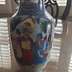 Chinese porcelain  Vase