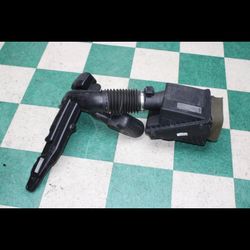 2007-2014 Chevy Tahoe  5.3L Motor Stock Engine Intake Air Intake Box Housing OEM Factory