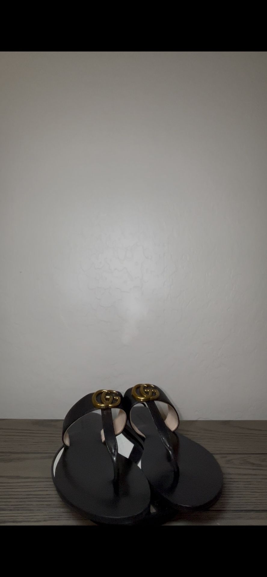 GUCCI Marmont Leather Sandals