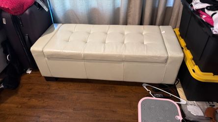 Storage bench