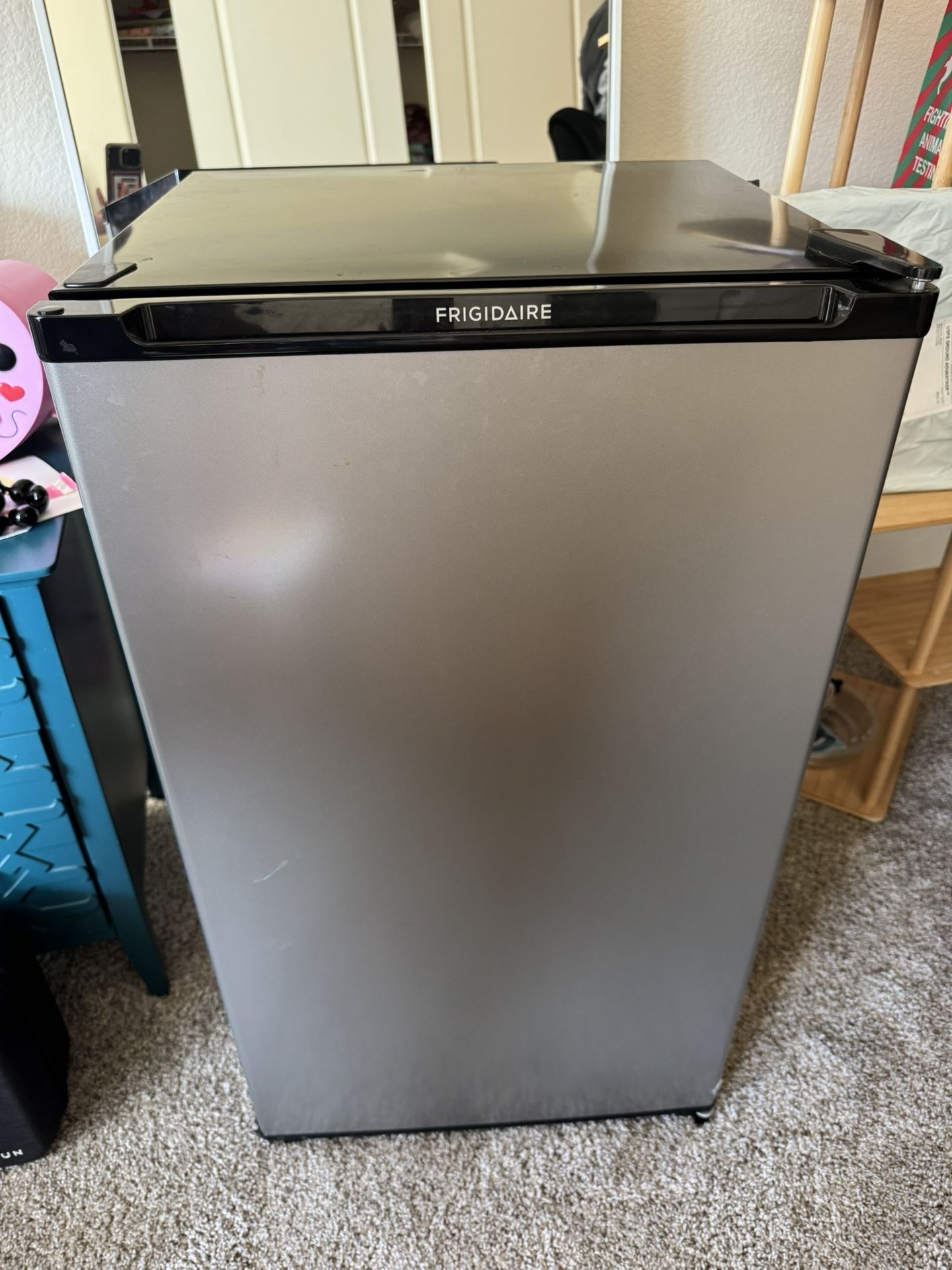 Frigidaire Mini Fridge