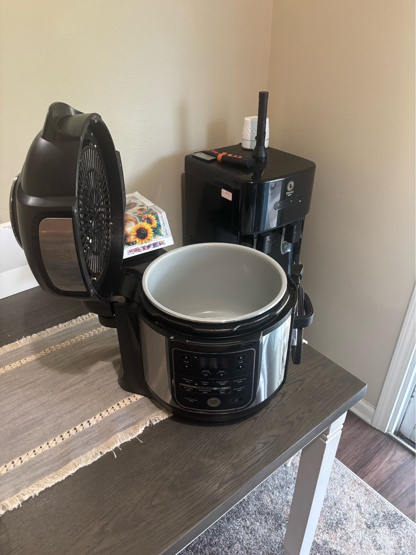 Ninja Foodi Pressure Cooker / Air Fryer Combo