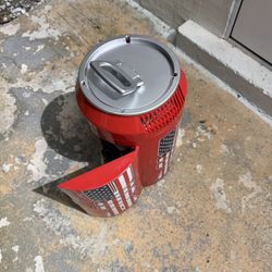 USA Electric Mini Fridge 