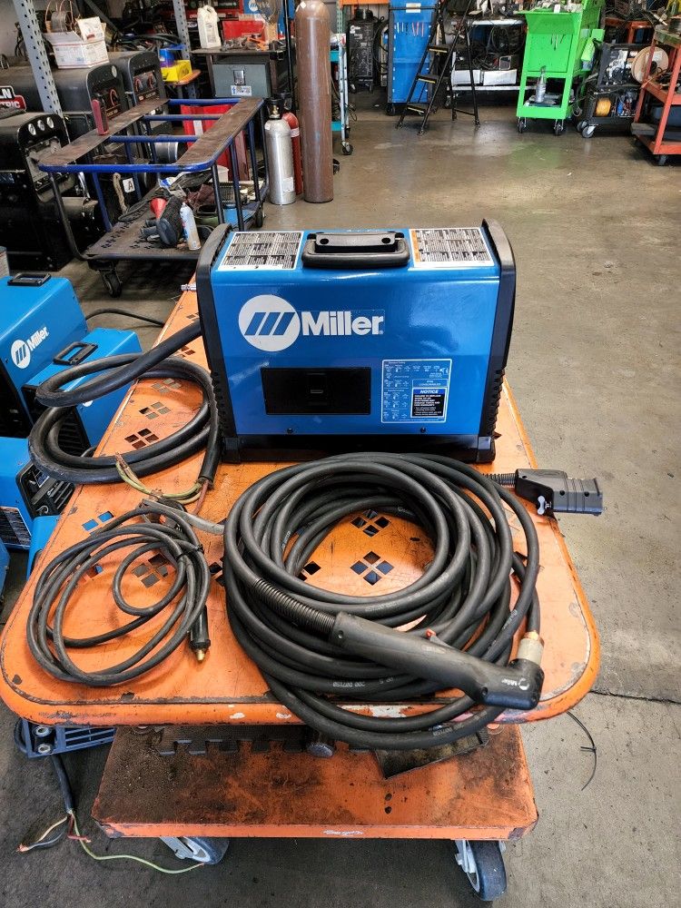 Miller Spectrum 875 Plasma Cutter 50ft Lead Under Warranty Like New