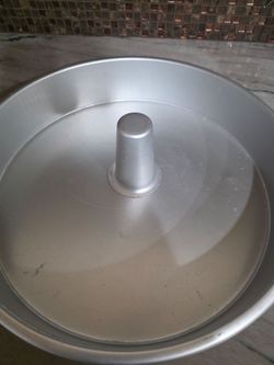14 inch cake pan with accessories