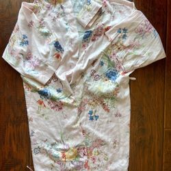 FLORA NIKROOZ Satin Petra Kimono Wrap Robe Pink Floral