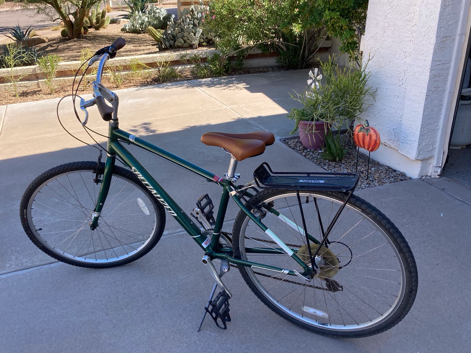 Specialized Crossroads Hybrid Bike