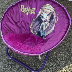 BRATZ girls folding chair