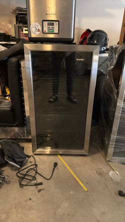 Mini Beverage Fridge 130 Can 