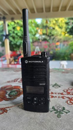 Motorola RDM2070D VHF two way radio