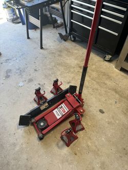 3 ton jack with 2 ton crossbeam and four jackstands