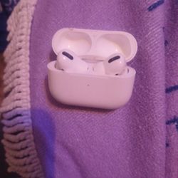 https://offerup.com/redirect/?o=TXVzaWMudG8= My Ears