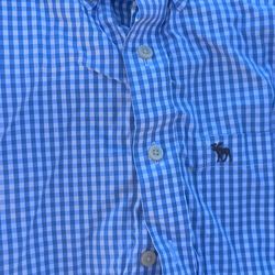 Boys size Large or mens size small 🩵