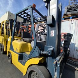 Komatsu Forklift 7,000 Lb For Sale 
