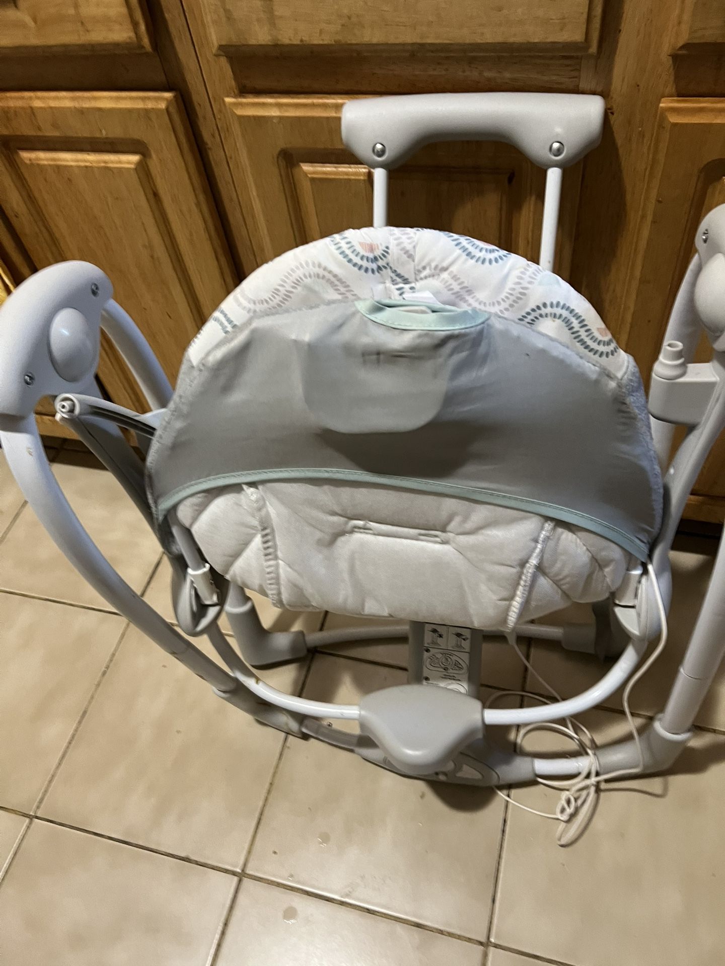 Baby swing